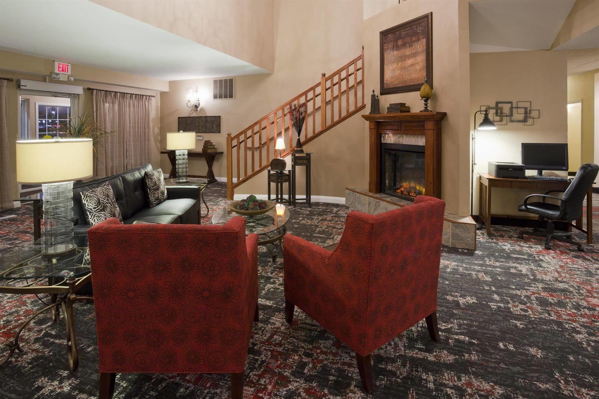Grandstay Residential Suites Hotel - Eau Claire Dış mekan fotoğraf