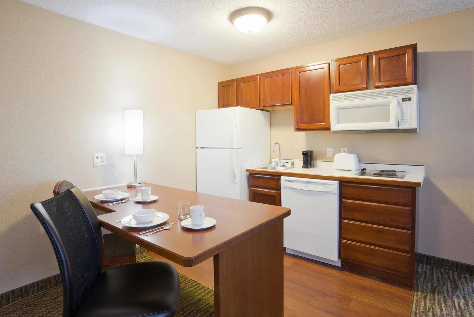 Grandstay Residential Suites Hotel - Eau Claire Dış mekan fotoğraf