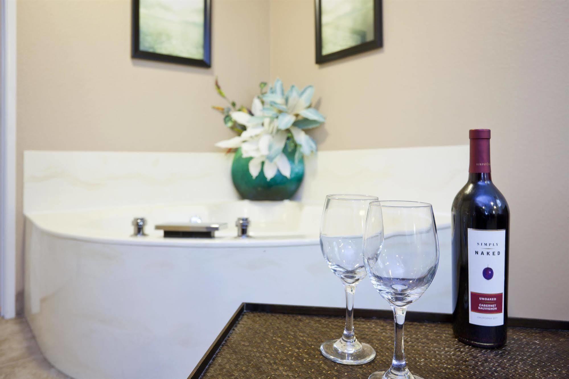 Grandstay Residential Suites Hotel - Eau Claire Dış mekan fotoğraf