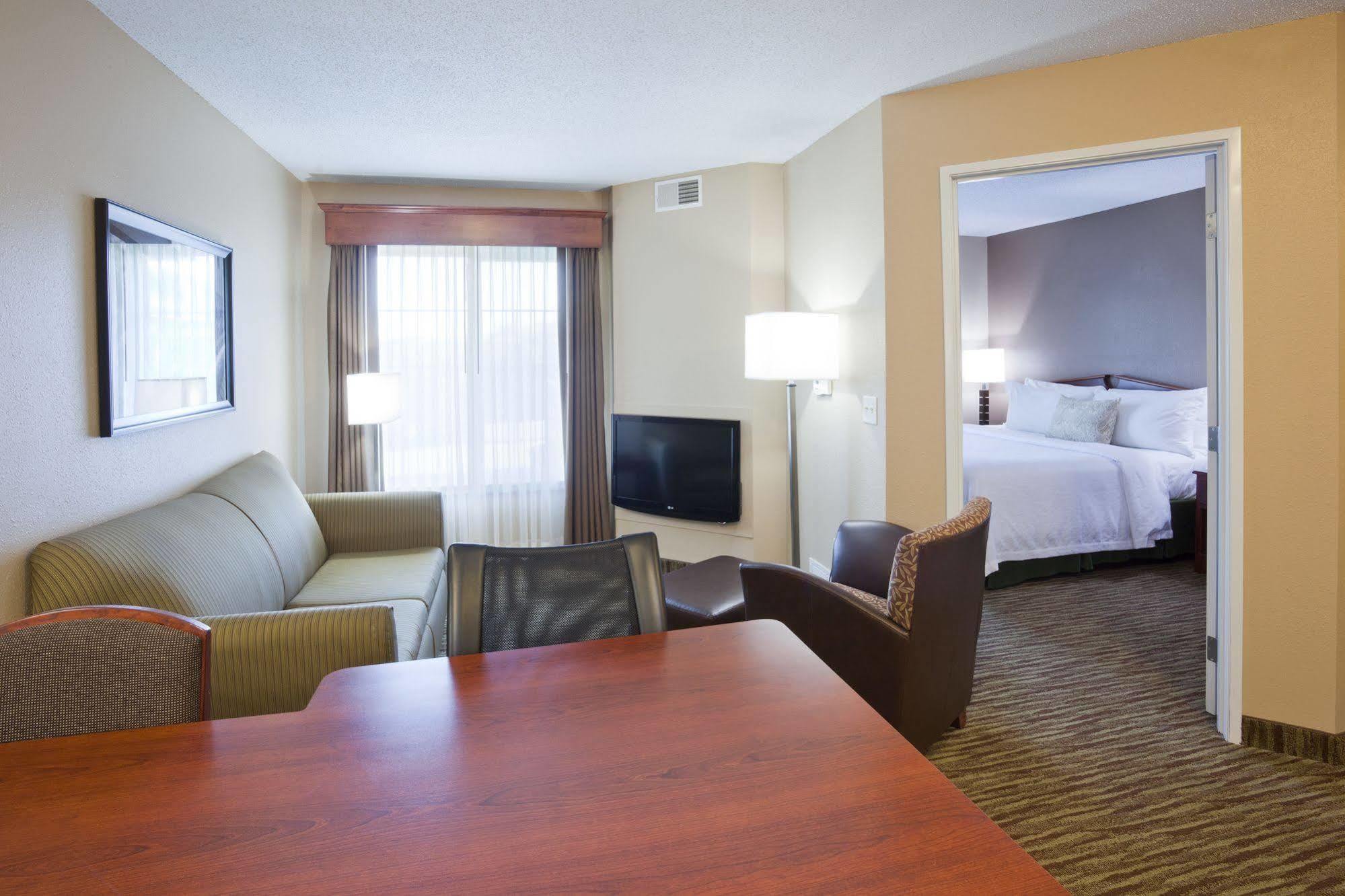 Grandstay Residential Suites Hotel - Eau Claire Dış mekan fotoğraf