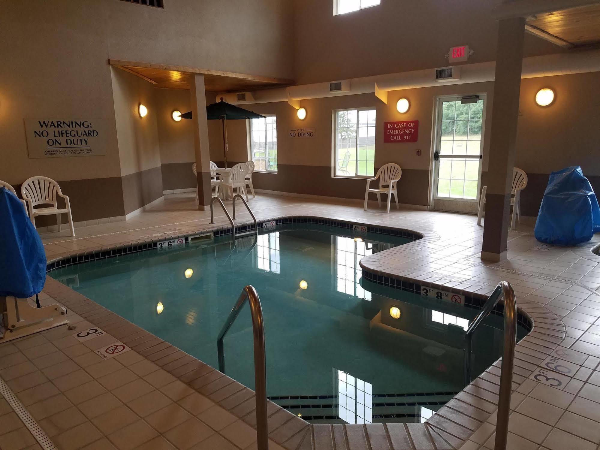 Grandstay Residential Suites Hotel - Eau Claire Dış mekan fotoğraf